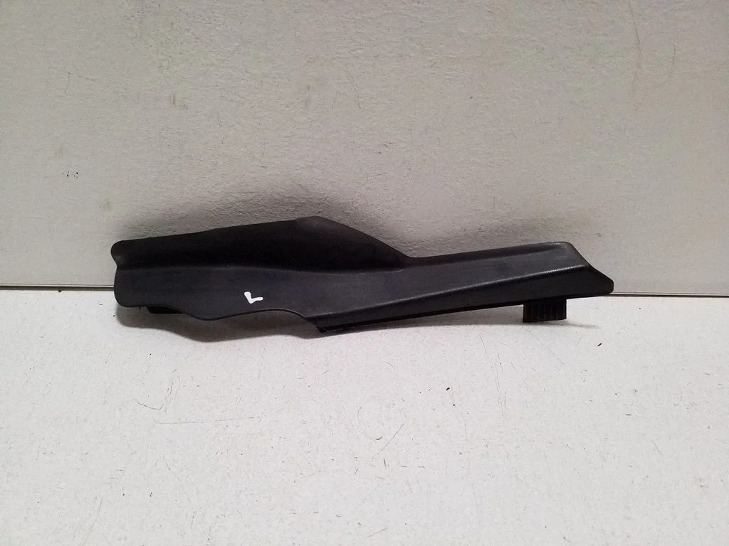 Wiper trim – Lexus NX (2014-2021)