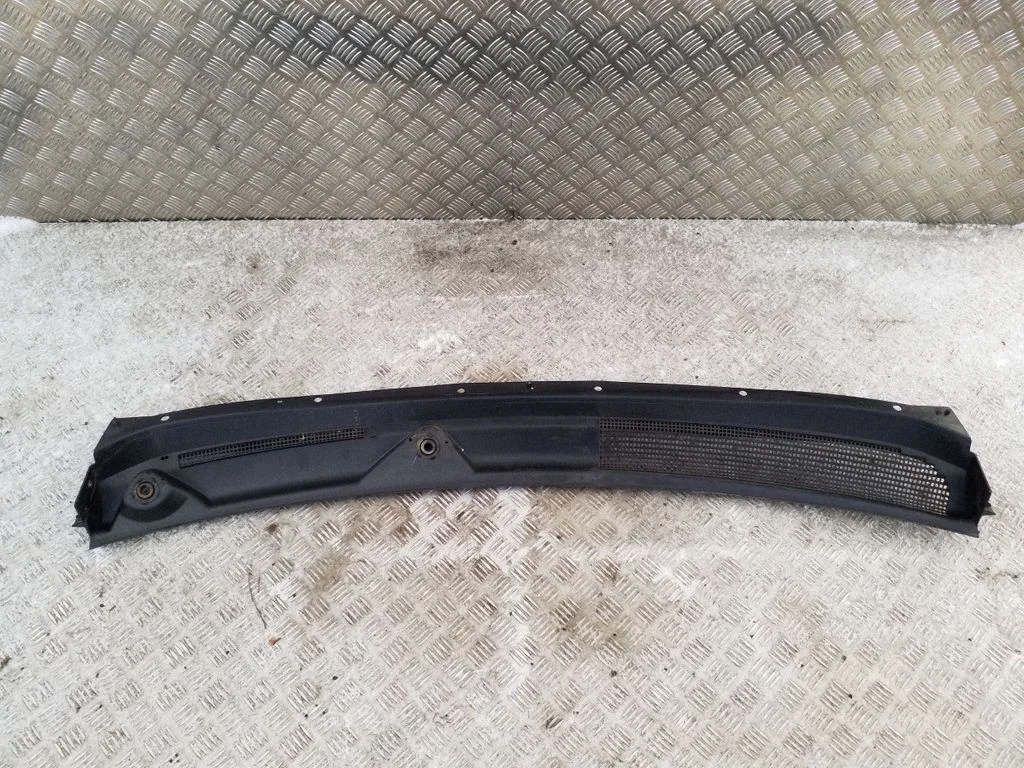 Klaasipuhastite iluliist(id) – Jeep Grand Cherokee (2010-2021)