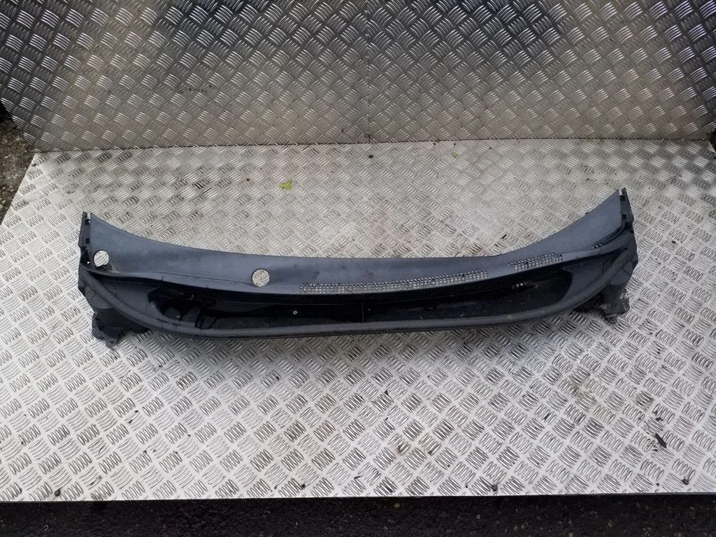 Wiper trim 861501W900