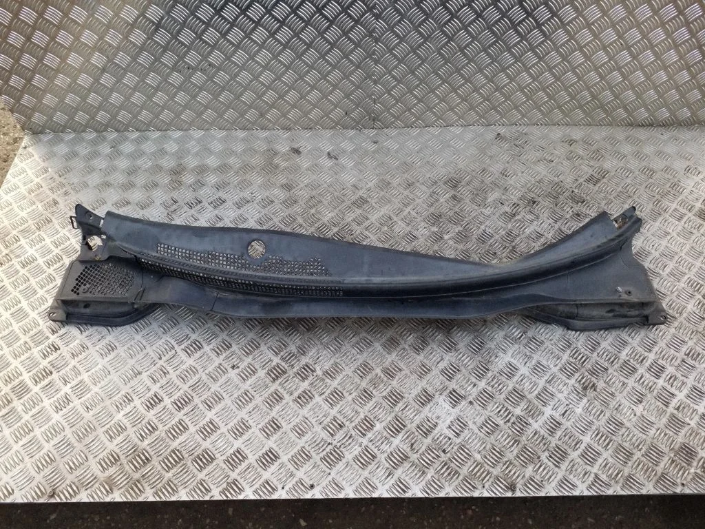 Wiper trim 74201T1GAE0