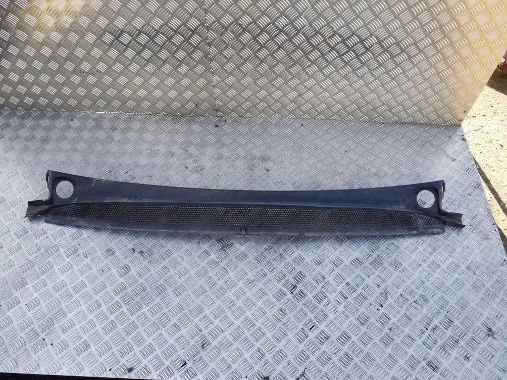 Wiper trim 9675943577 – Citroen C4 Grand Picasso (2013-2018)
