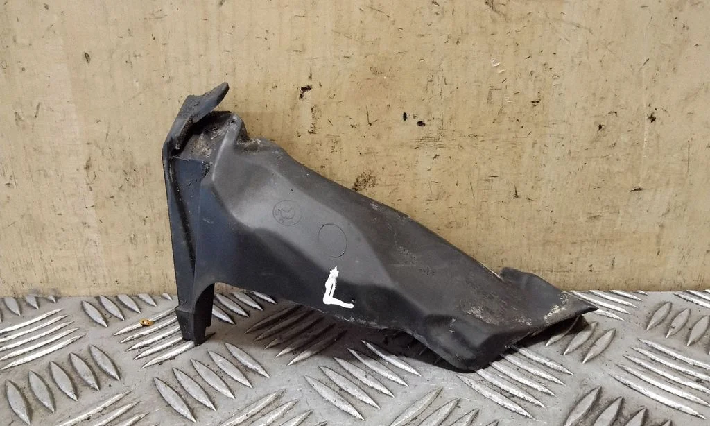 Wiper trim 3401653