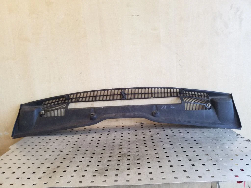 Wiper trim 64318409048