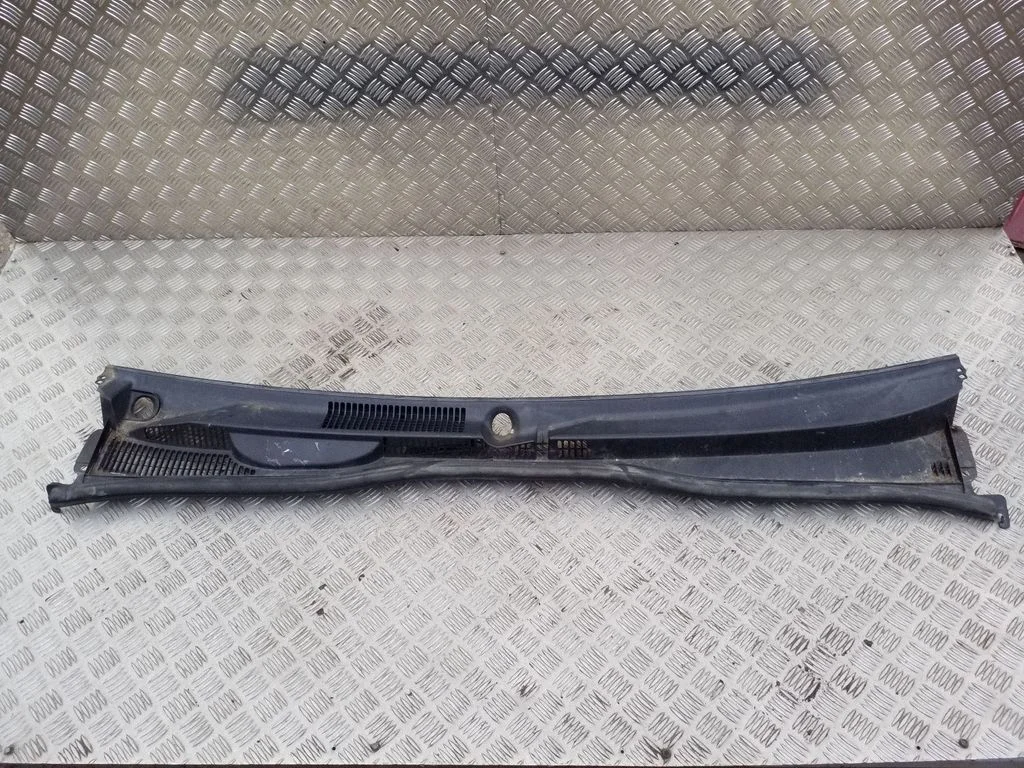 Wiper trim 45620110600