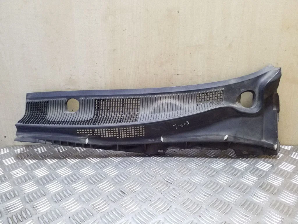 Wiper trim GJ6A507S1 – Mazda 6 (2002-2008)