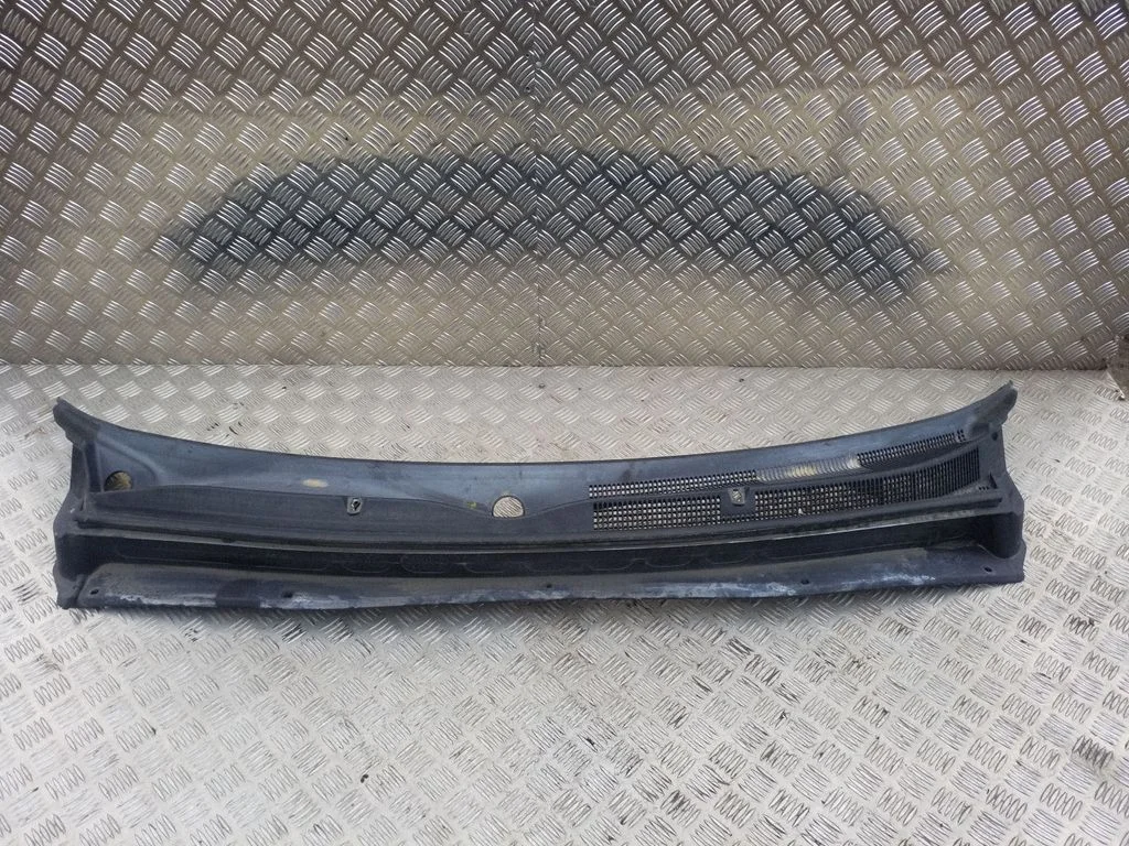 Wiper trim 861502K900