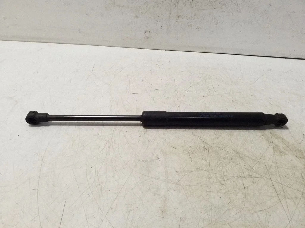 Siłownik maski 8J0823359C