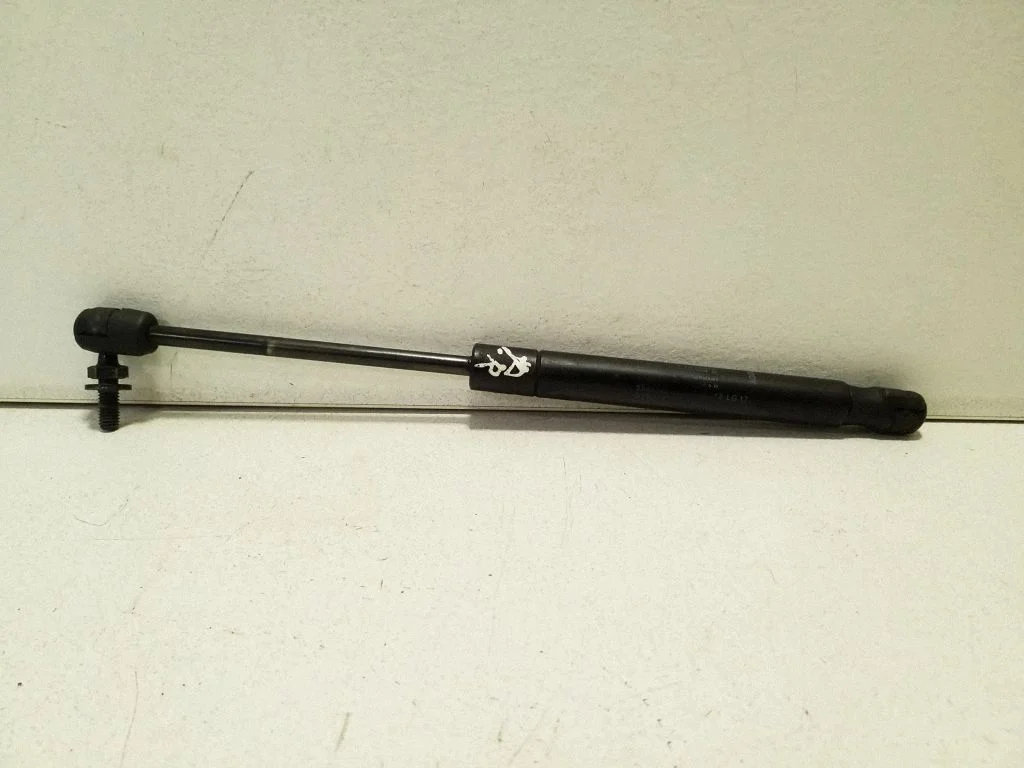 Siłownik maski BJ3216C826AA
