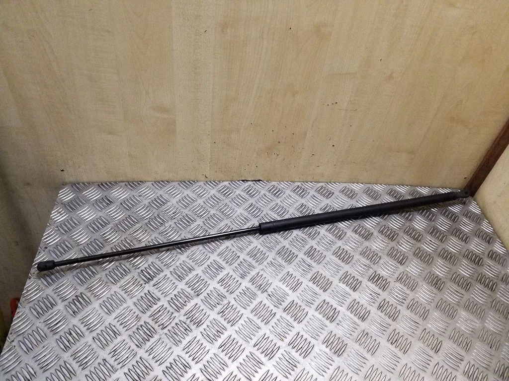 Front bonnet/hood damper/strut 4A0823359C