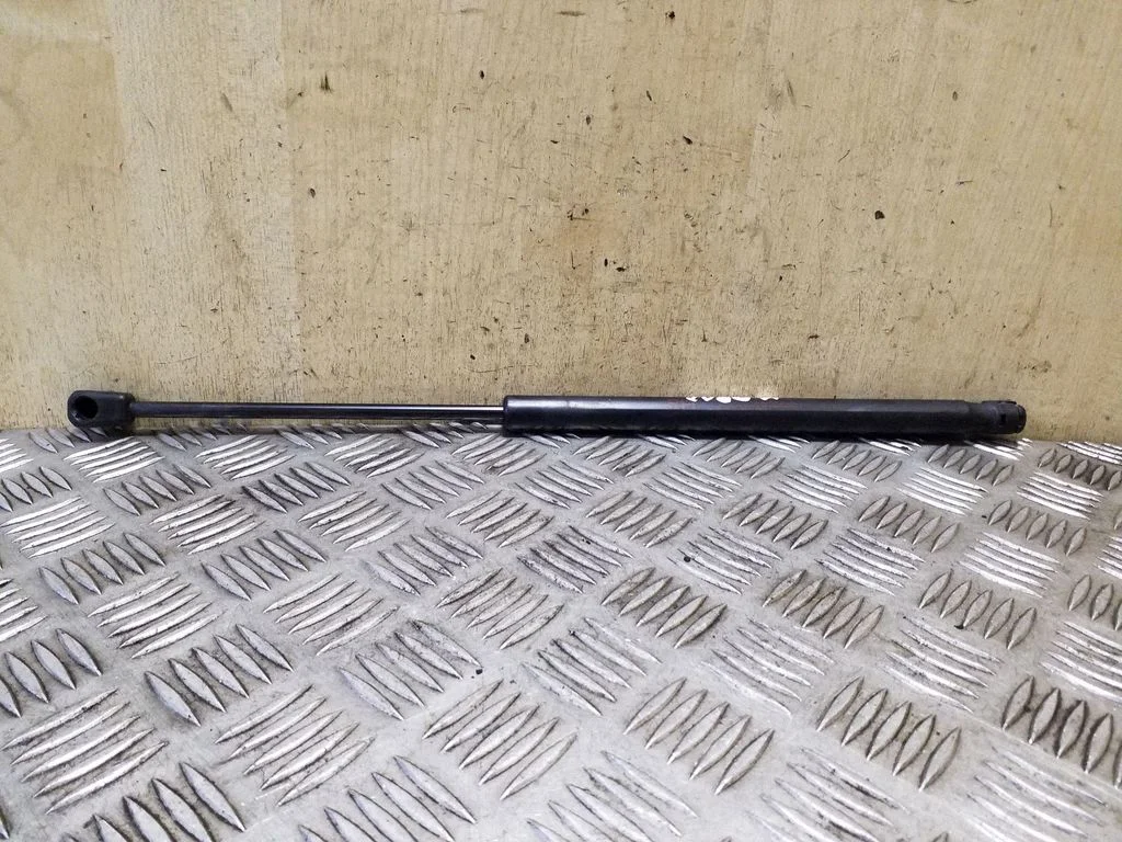 Front bonnet/hood damper/strut – KIA Sorento (2010-2014)