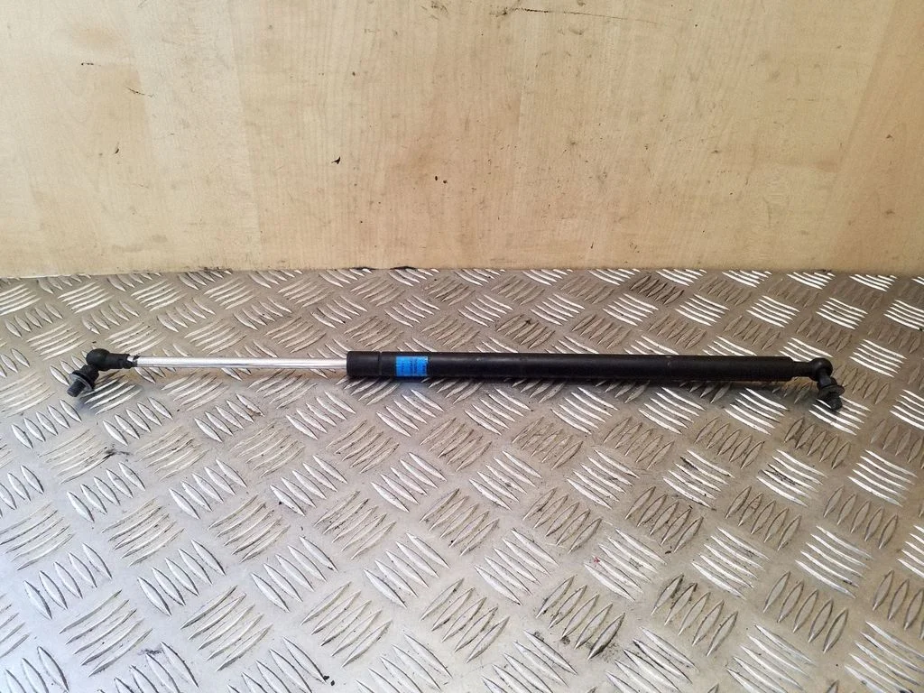 Mootorikapoti amortisaator – Subaru Outback (2009-2014)