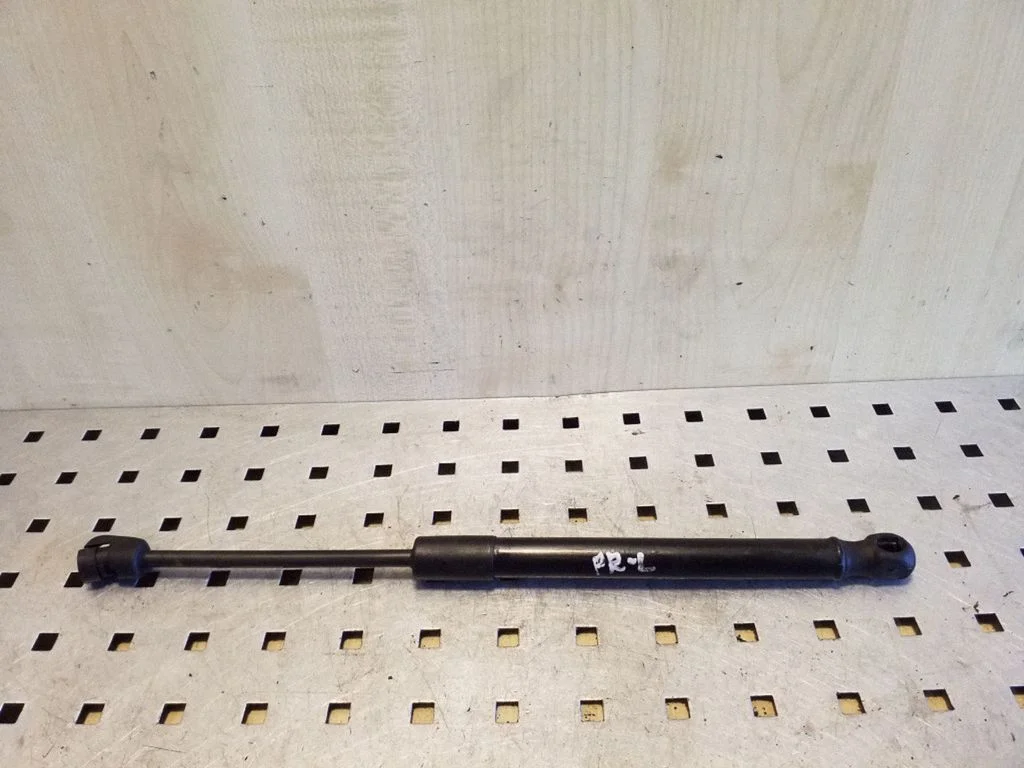 Front bonnet/hood damper/strut 811613Z000