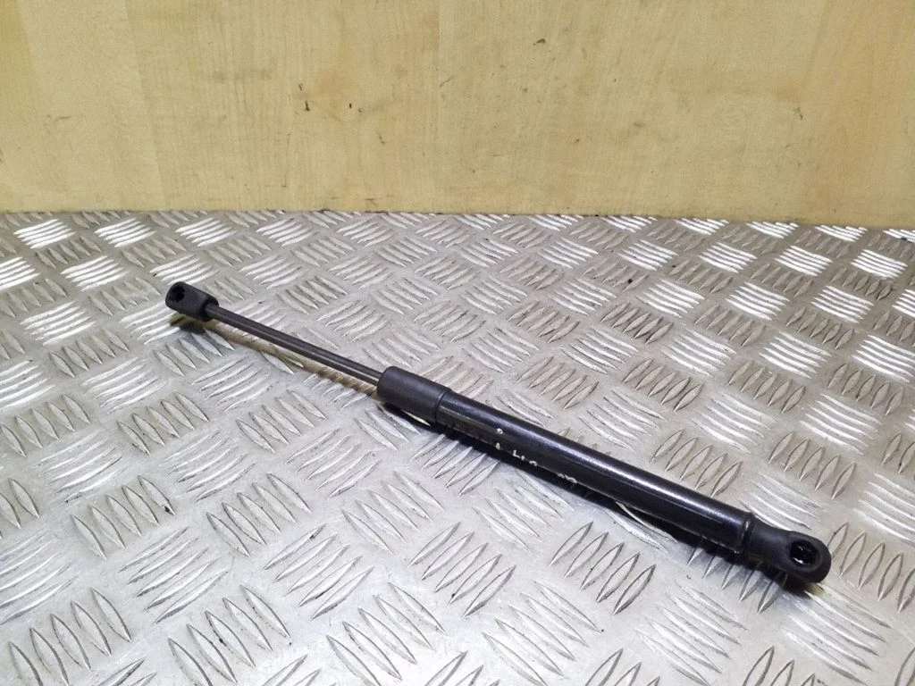 Front bonnet/hood damper/strut 811613Z000