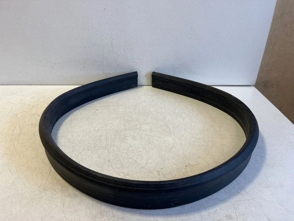 Mootoriruumi tihend 80192201