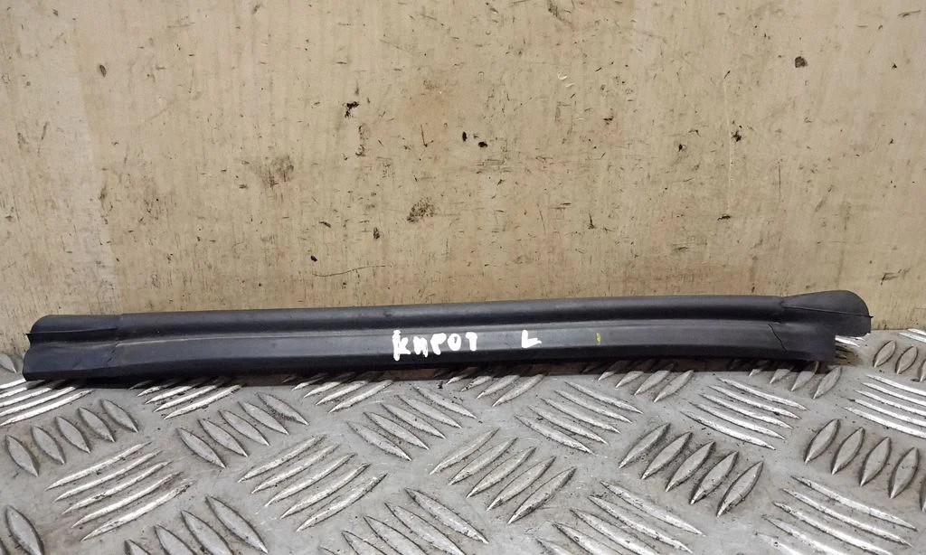 Engine compartment rubber – left
