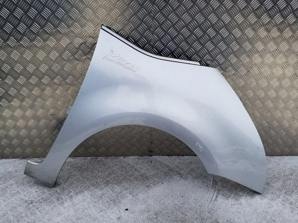 Fender – Citroen C4 Grand Picasso (2007-2013), right