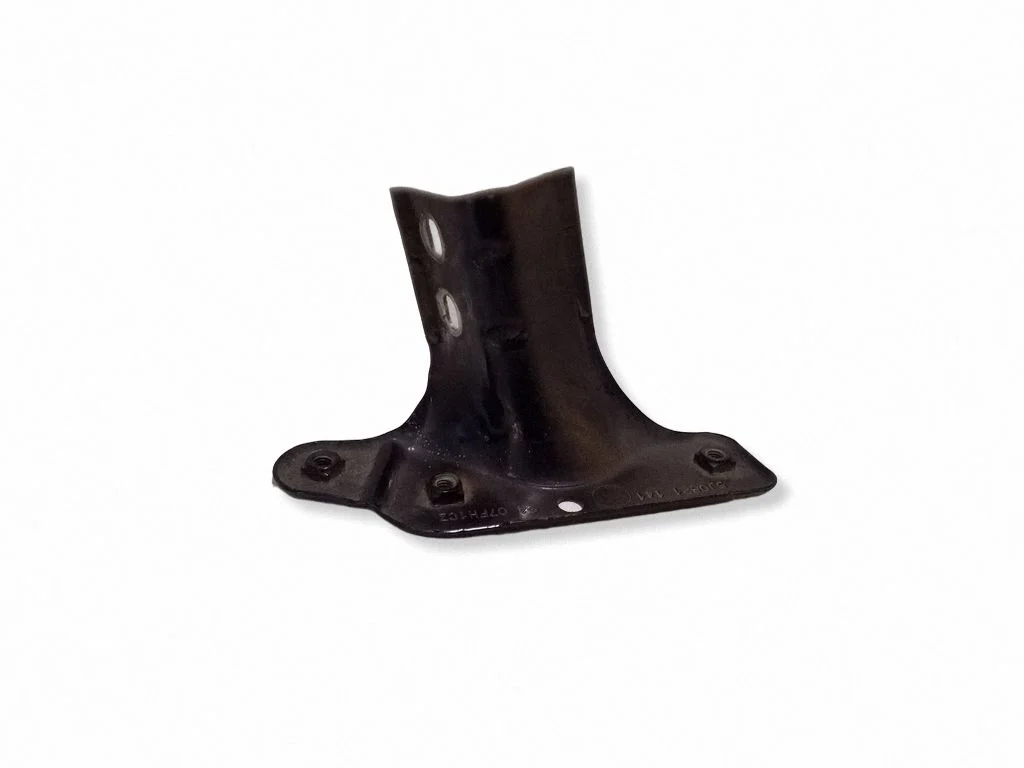Fender mounting bracket 5J0821141