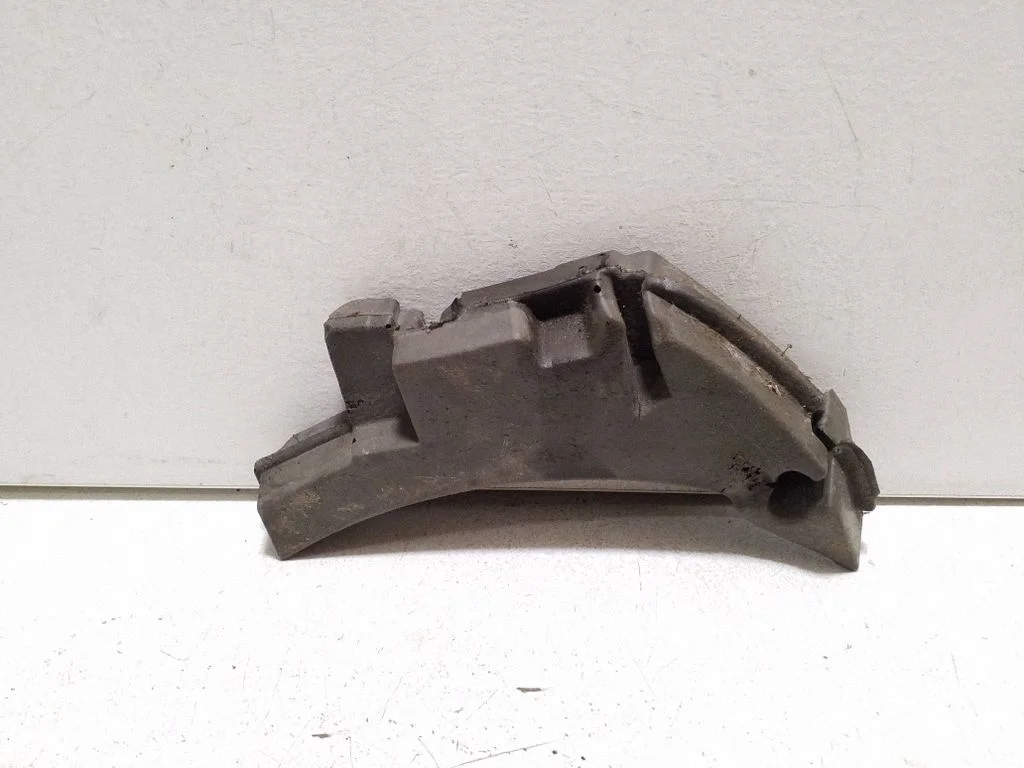 Pianka błotnika 8S0854237