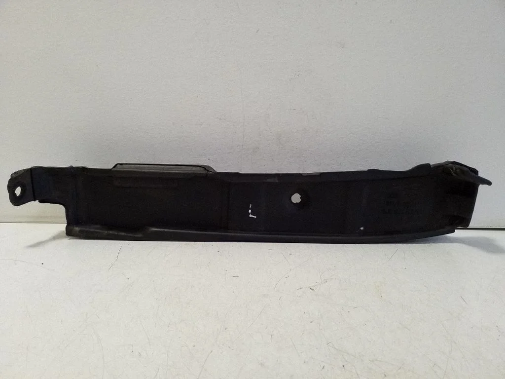 Fender foam support/seal 8J0821111A