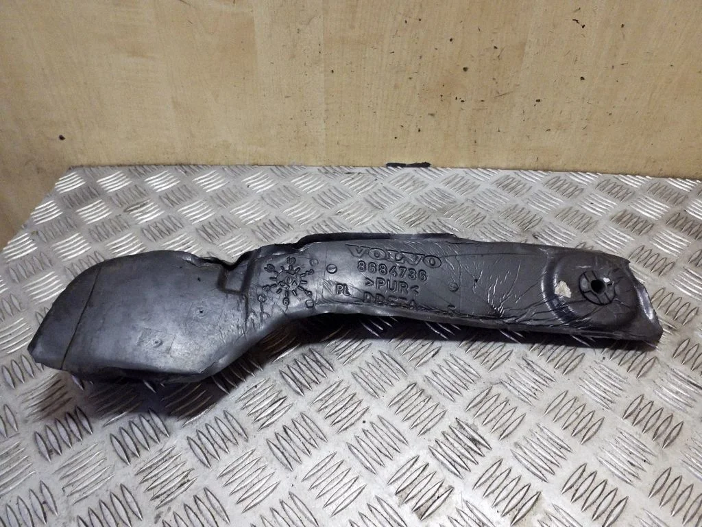 Fender foam support/seal 8684736