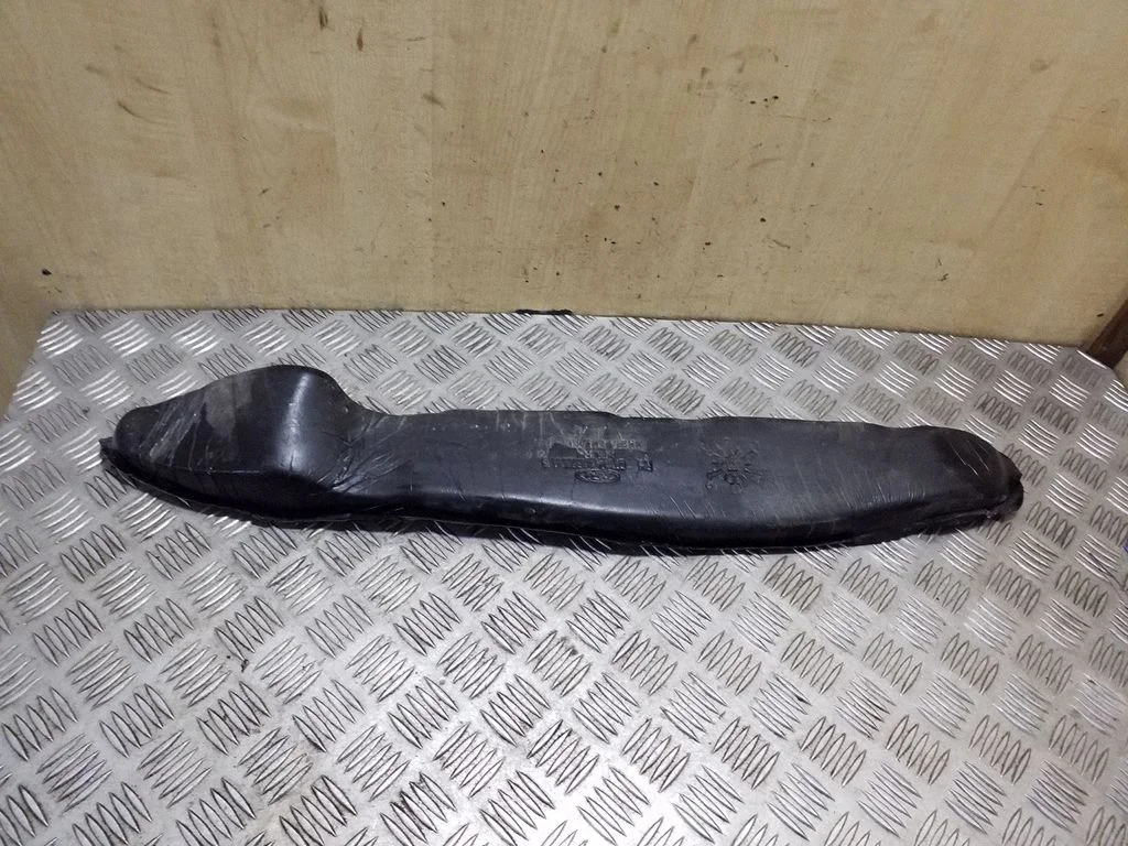 Pianka błotnika DT11V16E560AB