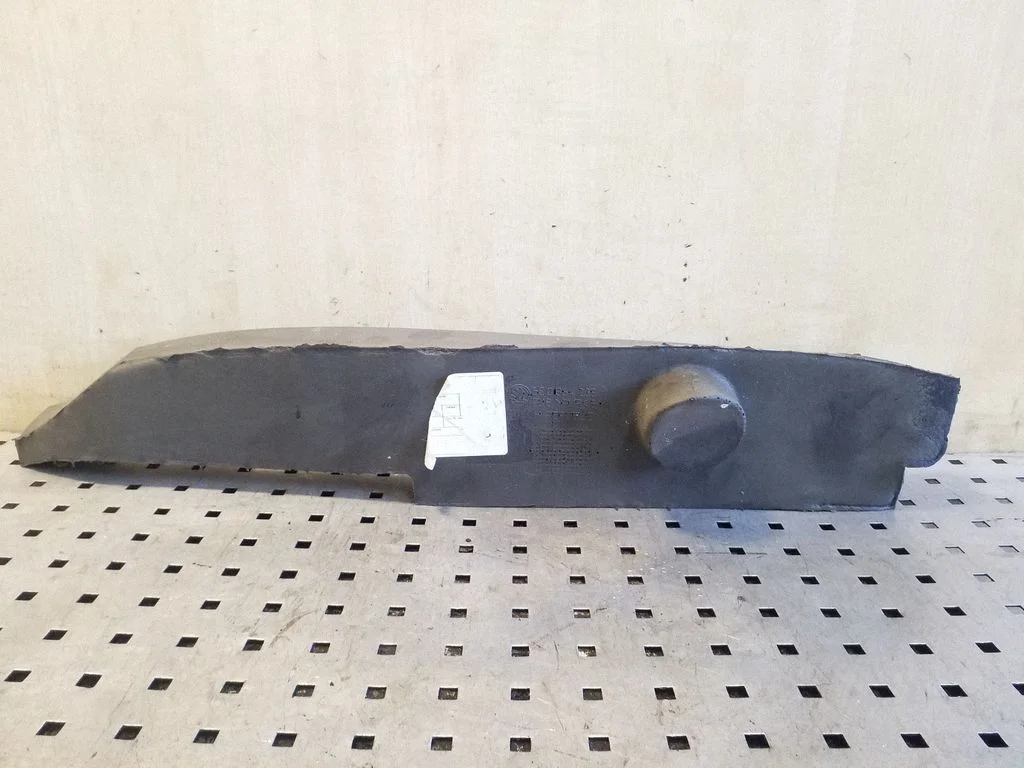Fender foam support/seal 5E0864235