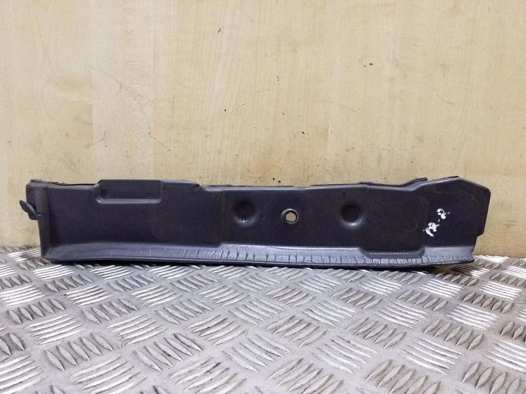 Fender foam support/seal 8J0821112A