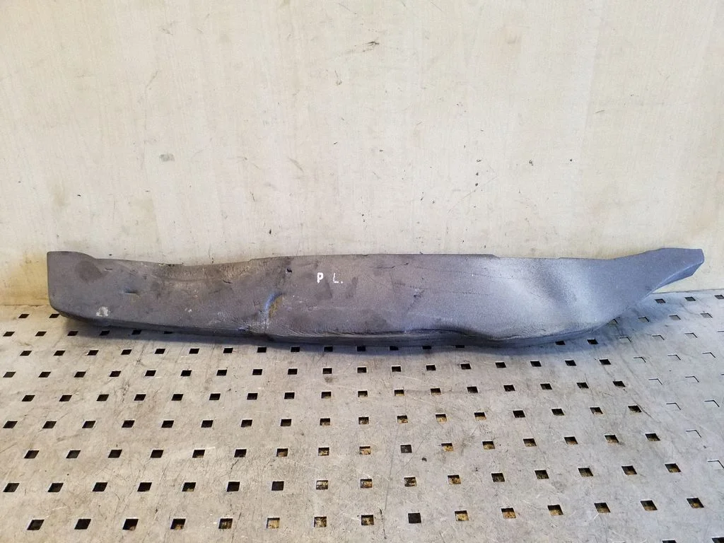 Fender foam support/seal – front left