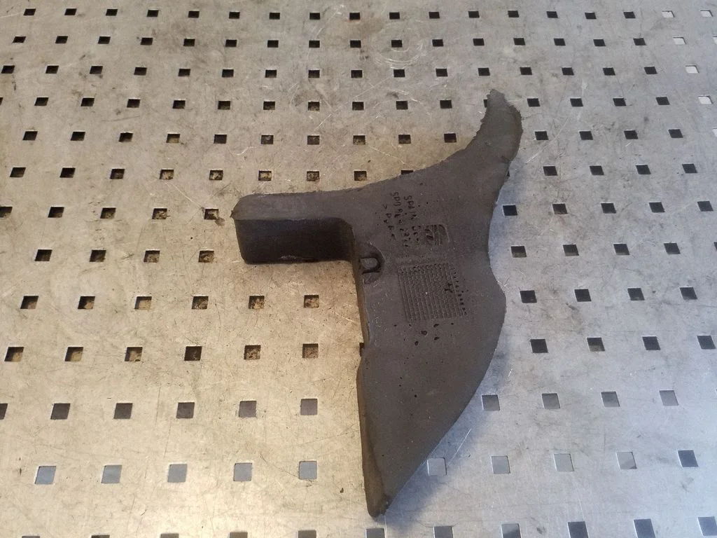 Fender foam support/seal 5P0864737