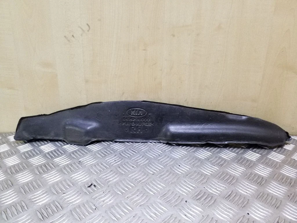 Fender foam support/seal 841423U000