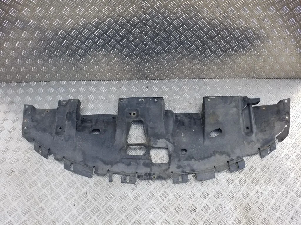 Osłona dolna zderzaka 30883734