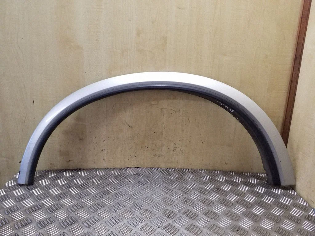 Front arch trim – Volvo XC90 (2007-2014)