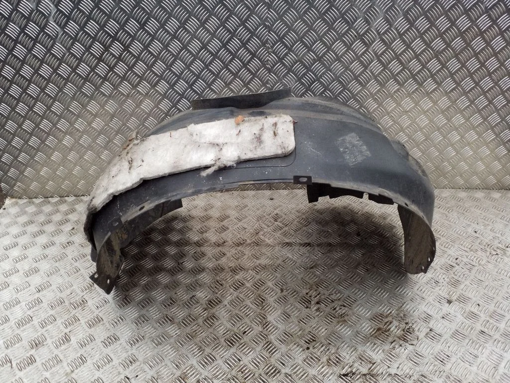 Front wheel arch liner splash guards CV4416114BE