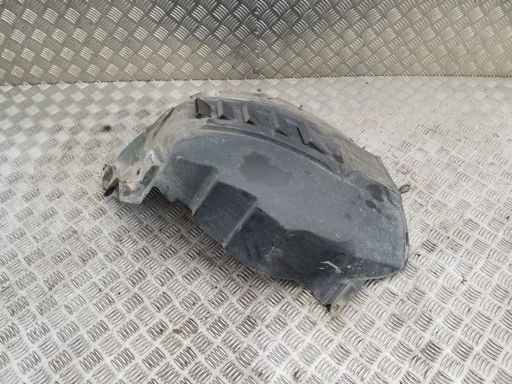 Front wheel arch liner splash guards 1383794080