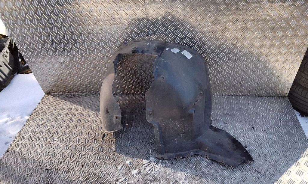 Front wheel arch liner splash guards 5L0809961