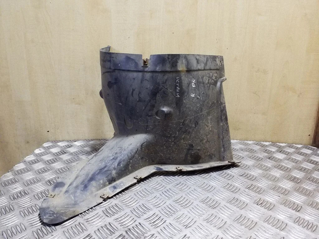 Front wheel arch liner splash guards 1Z0809954