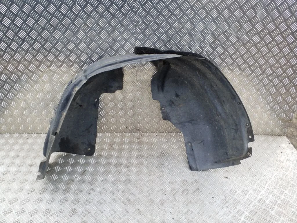 Esimene rattakoopa katteliist / porikaitse 68209679AC – Jeep Grand Cherokee (2010-2021)