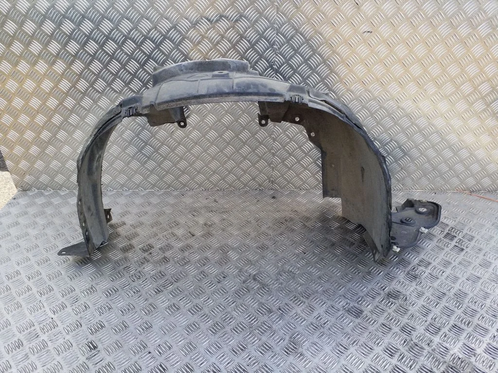 Front wheel arch liner splash guards 63840JG30A