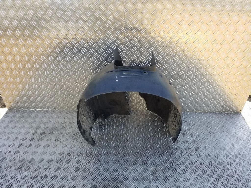 Front wheel arch liner splash guards 9658142080 – Citroen C4 Grand Picasso (2007-2013)