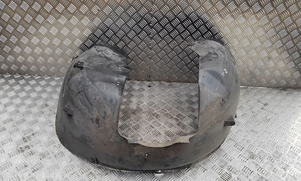 Front wheel arch liner splash guards 08620530