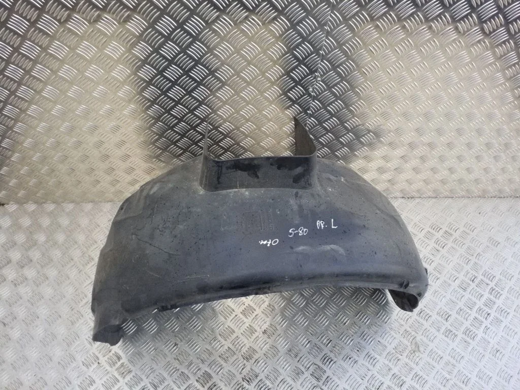 Esimene rattakoopa katteliist / porikaitse 30796324 – Volvo S80 (2007-2013)