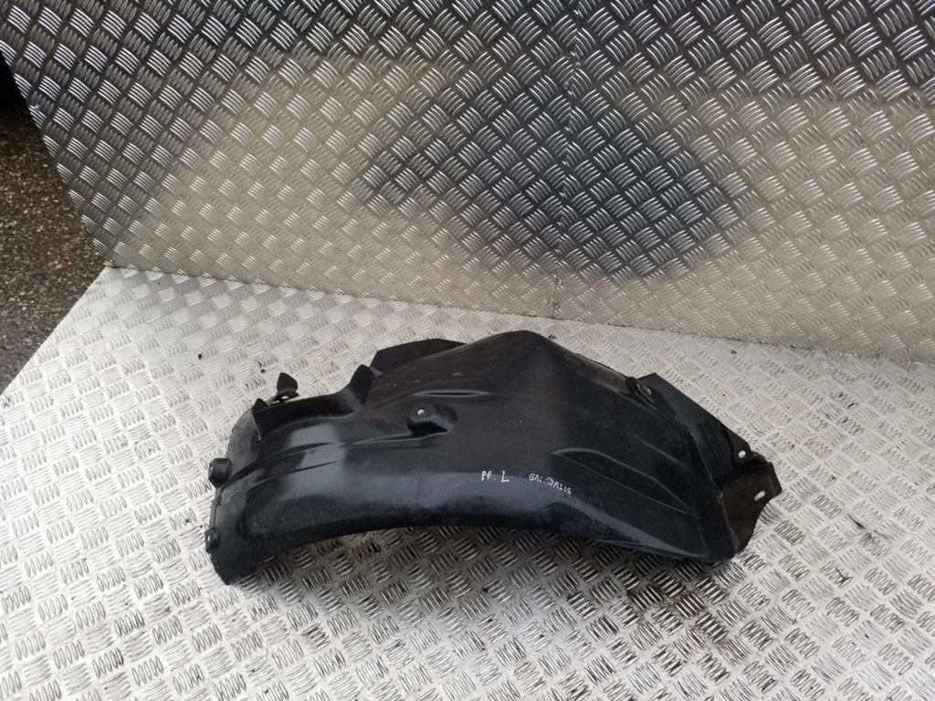 Front wheel arch liner splash guards 51717154411