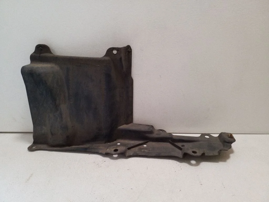 Engine splash shield/under tray – Toyota Corolla E210 E21 (2018-)