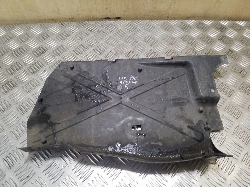 Engine splash shield/under tray 8200505045