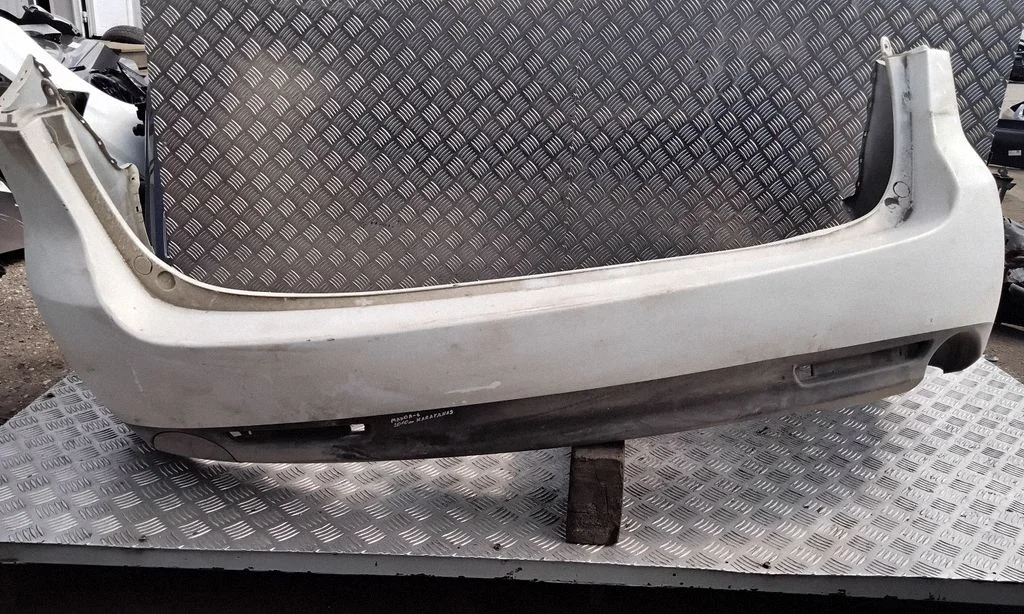 Rear bumper GS2A50221