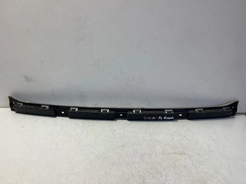 Rear bumper mounting bracket – Tesla Model S (2012-)