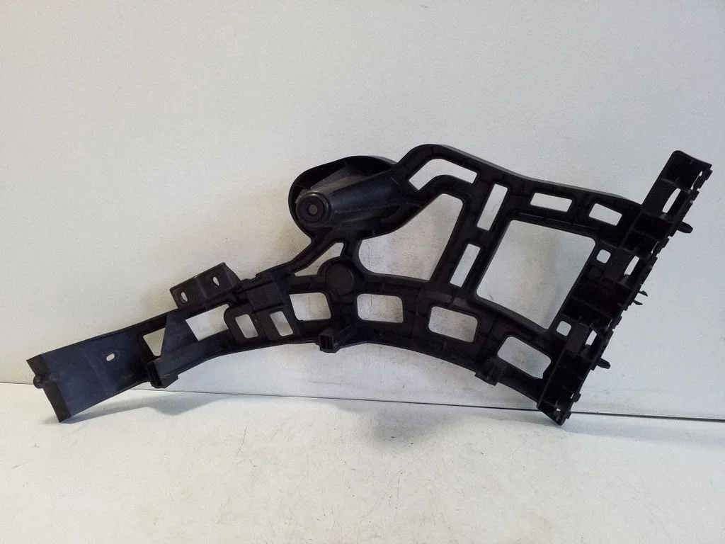 Rear bumper mounting bracket 9833400080 – Citroen C5 Aircross (2017-2024)