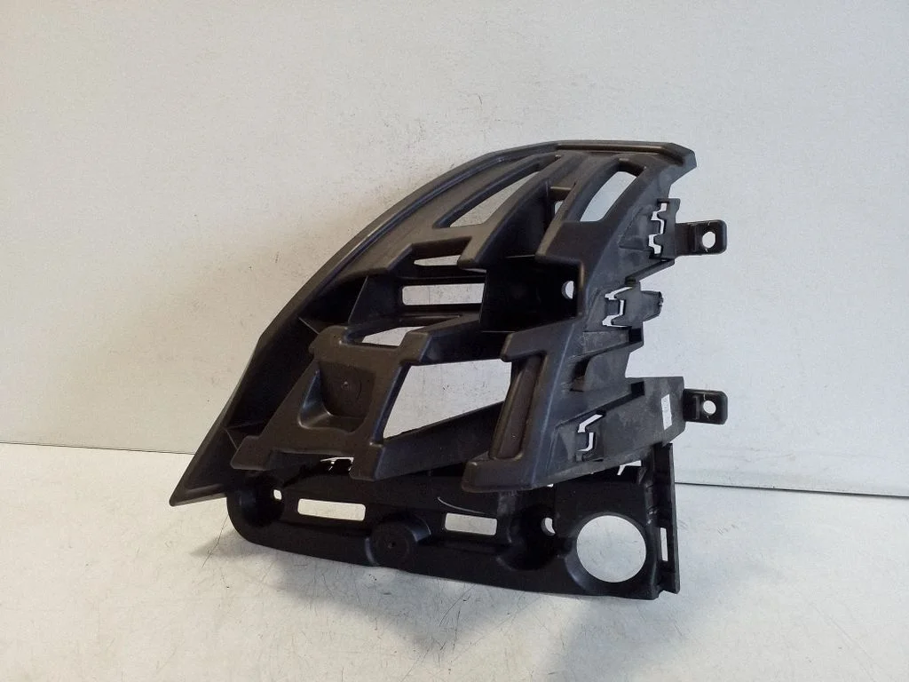 Rear bumper mounting bracket 9826677480 – Citroen C5 Aircross (2017-2024)