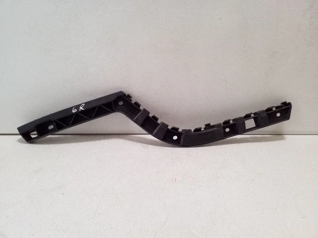 Tagumise kaitseraua kinnitusklamber – Skoda Superb B6 (3T) (2008-2015)