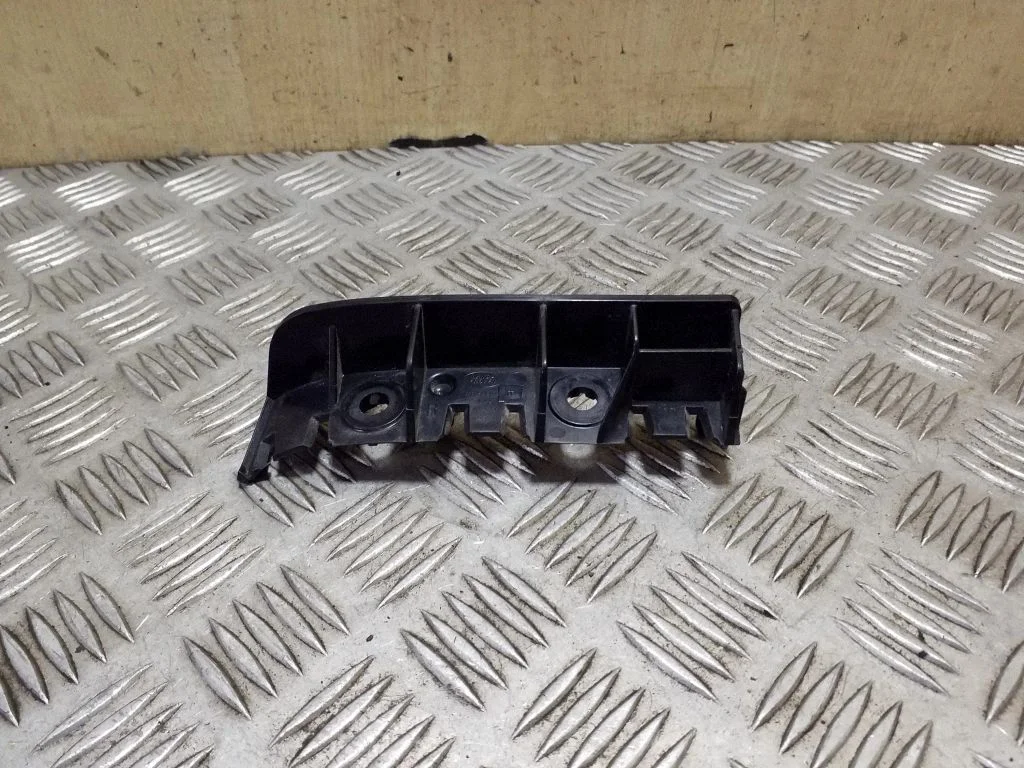 Rear bumper mounting bracket DK6217B932BE